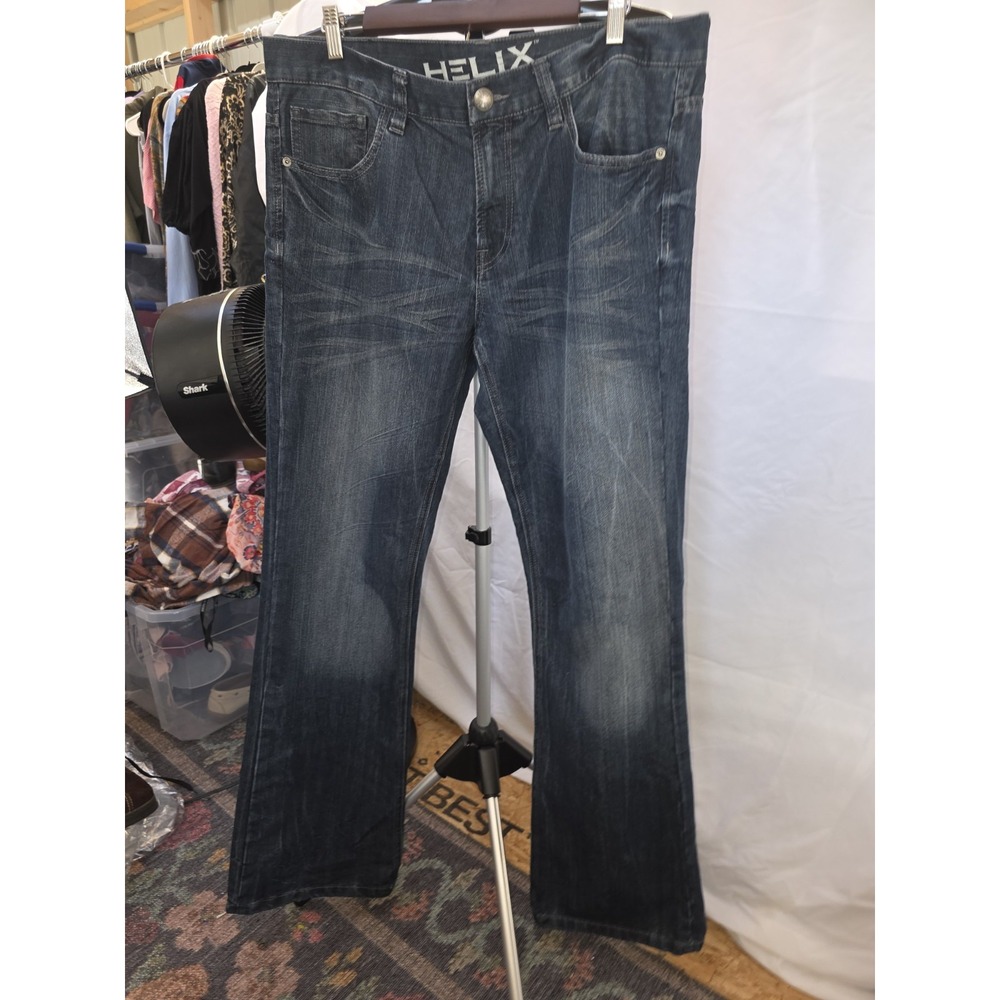 Helix Relaxed Boot. 36x34. Mens Distressed Bootcut Precreased Jeans.